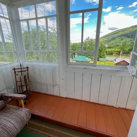 Shum Cheremosha Guest house 3*