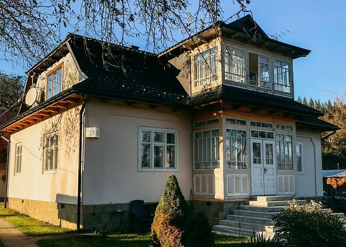 Shum Cheremosha 3* 韦尔霍维纳