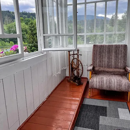 Shum Cheremosha Guest house
